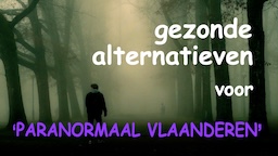 mistig bos met tekst: paranormaal Vlaanderen